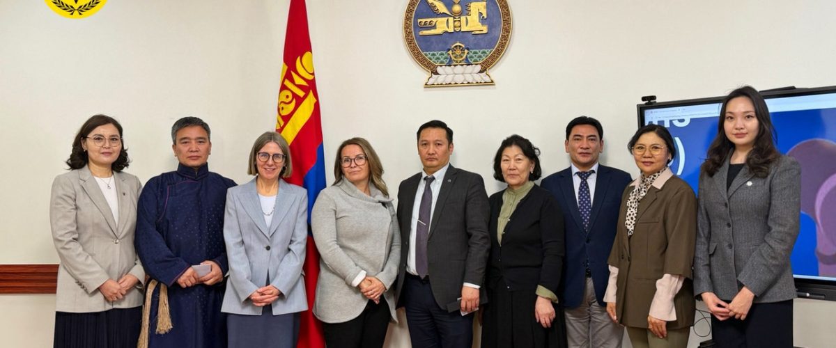 Канадын шүүгчдийн холбооны төлөөлтэй уулзалт зохион байгууллаа